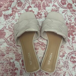TOP Moda Cream Braided Slide Mules